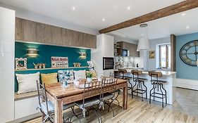 Duplex de luxe à Trévoux élégance et confort 100m2 chambres climatisées